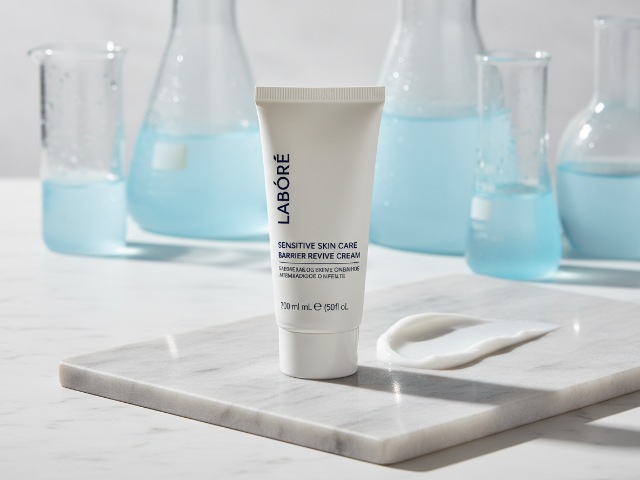 (90)NA18210100076(91)240106